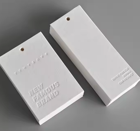Flying Labels Foil Garment Tags Custom logo Tag White Swing Ticket Gold Foil Stamping logo hang Tag for Jeans and Clothing