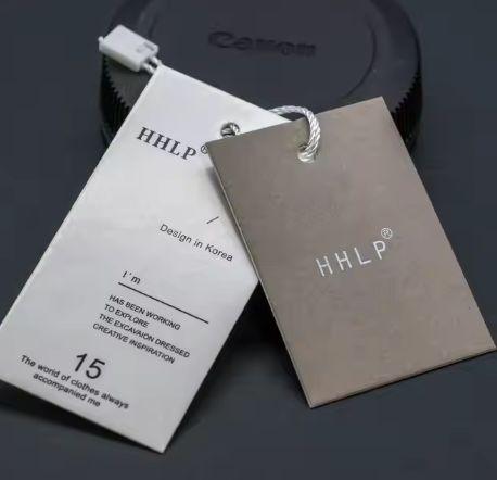 Luxury Recycled Jeans Hanging Paper Label Embossed Custom Printed Hang Tag Cardboard Clothing Hangtag for Clothes Own Logo China