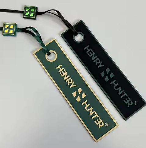 Clear PVC Cruise Luggage Tag Holder Self- Sealing Anti-Lost Etag Plastic Tags Popular Craft for Secure Travel
